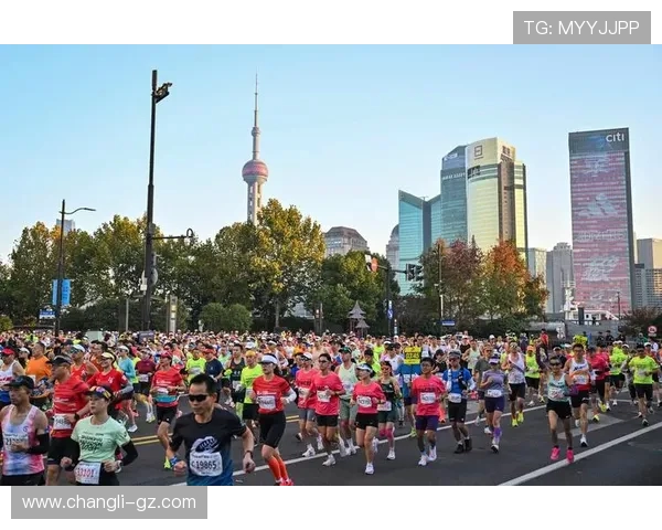 南京攀岩队在马拉松大满贯中的力量展现与精彩点评