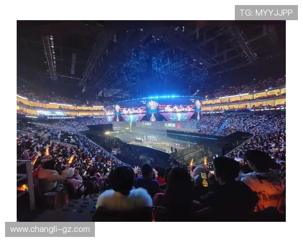 《全球电竞赛事迎来新变化 各大游戏厂商推动跨平台竞技融合》