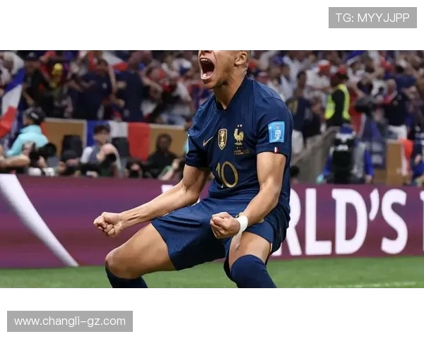 姆巴佩引领新时代足球潮流他在场上的表现让世界为之惊叹 姆巴佩引领新时代足球潮流他在场上的表现让世界为之惊叹